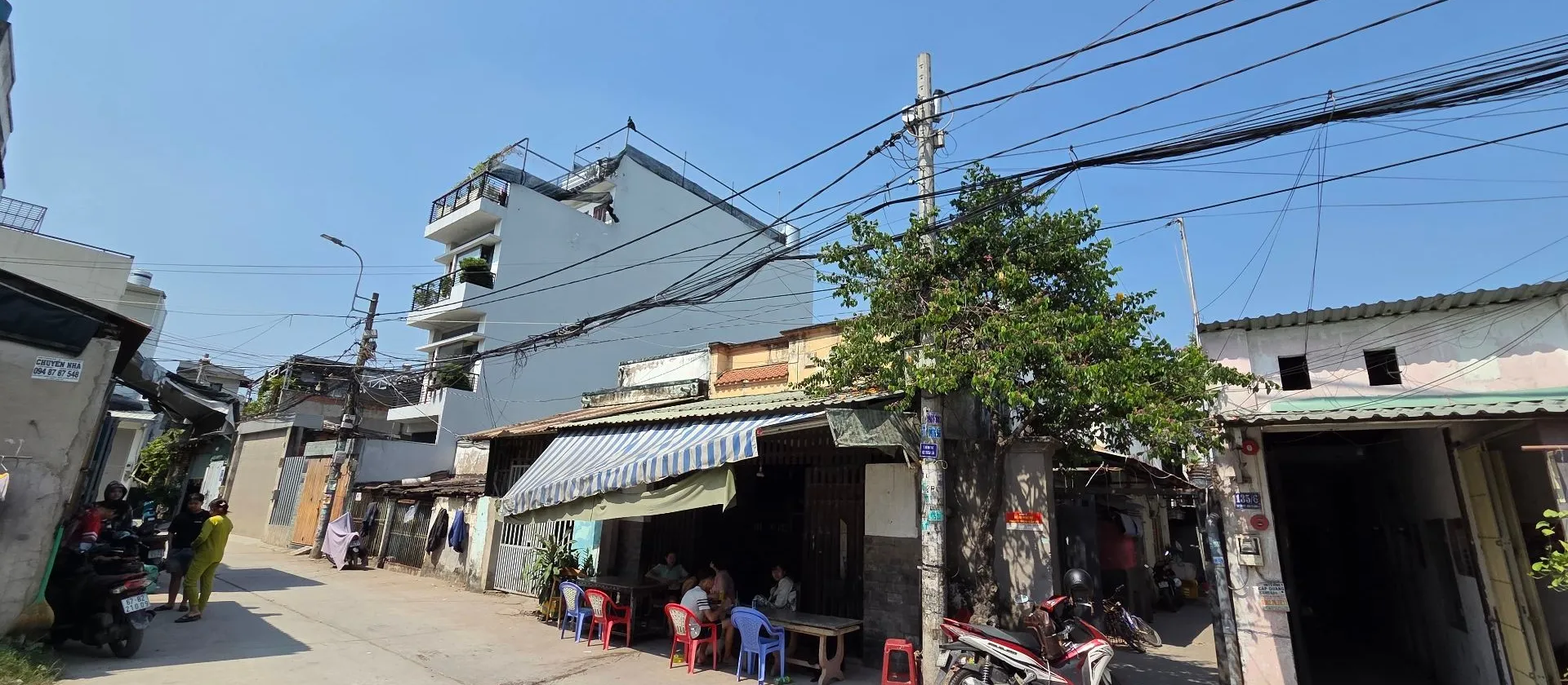 Cơ hội hiếm có: Nhà riêng hẻm xe tải gần KDC Tên Lửa, giá tốt giảm sâu chốt ngay... Bán nhà riêng tại Bình Tân, Hồ Chí Minh 01