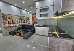 CĂN HỘ TT HAI BÀ TRƯNG- SỬ DỤNG 50M, 3NGỦ, 2WC- FULL NỘI THẤT- Ở LUÔN- Ô TÔ ĐỖ CHÂN CẦU THANG.... Bán căn hộ chung cư tại Hai Bà Trưng, Hà Nội 02