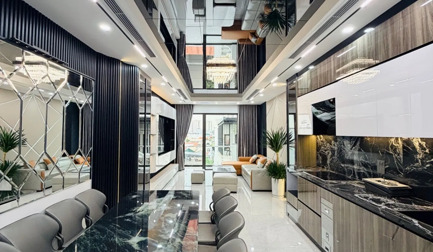 BÁN NHÀ ĐÀM QUANG TRUNG 60.5M2- 8 TẦNG THANG MÁY - GARA Ô TÔ - 25 Tỷ... Bán nhà riêng tại Long Biên, Hà Nội 01