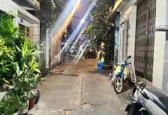 Cơ hội sở hữu nhà trung tâm Quận 5 giá tốt - vừa ở vừa cho thuê sinh lời ngay... Bán nhà riêng tại Chợ Quán, Hồ Chí Minh 02