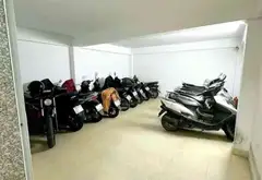 TRUNG TÂM CẦU GIẤY - TRUNG KÍNH ĐÔI - PHÂN LÔ BÀN CỜ Ô TÔ TRÁNG VỈA HÈ - KINH DOANH VĂN PHÒNG DÒNG... Bán văn phòng tại Yên Hòa, Hà Nội 06