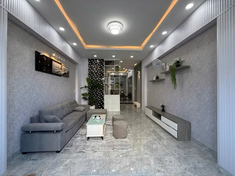 Nhà hiếm 4 tầng tại phường Bình Đông, không gian rộng rãi, tiện nghi đầy đủ... Bán nhà riêng tại Bình Đông, Hồ Chí Minh 01