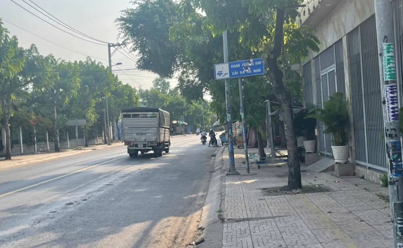 Bán nhà 300m, mặt tiền Nguyễn Văn Bứa, Hóc Môn... Bán nhà mặt phố tại Xuân Thới Sơn, Hồ Chí Minh 01