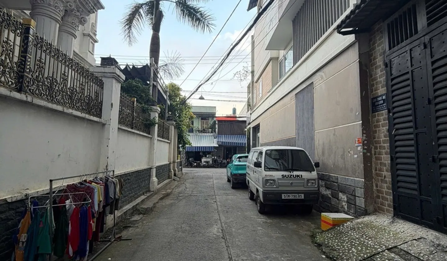 Nhà 2 tầng 56m² tại Bình Hưng Hòa, phù hợp đầu tư hoặc ở... Bán nhà riêng tại Bình Hưng Hòa, Hồ Chí Minh 01