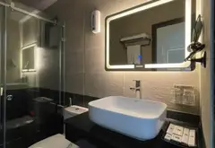 Bán khách sạn 9 tầng mặt phố Trần Khát Chân, Hai Bà Trưng,dt~ 200m2, mt>6m, giá tốt... Bán nhà mặt phố tại Hai Bà Trưng, Hà Nội 01