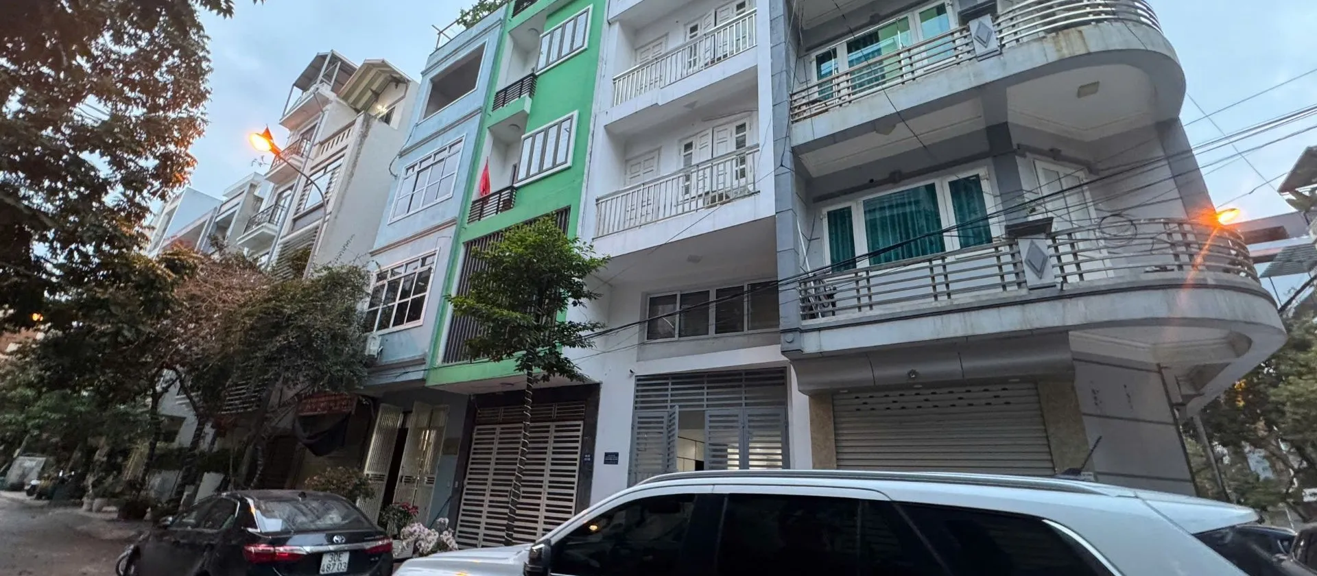 Nhà Phân Lô Liền Kề cao cấp tại Khu đô thị La Khê 44m2, 5 tầng, vị trí kim cương. 14,4 tỷ... Bán nhà mặt phố tại Hà Đông, Hà Nội 01