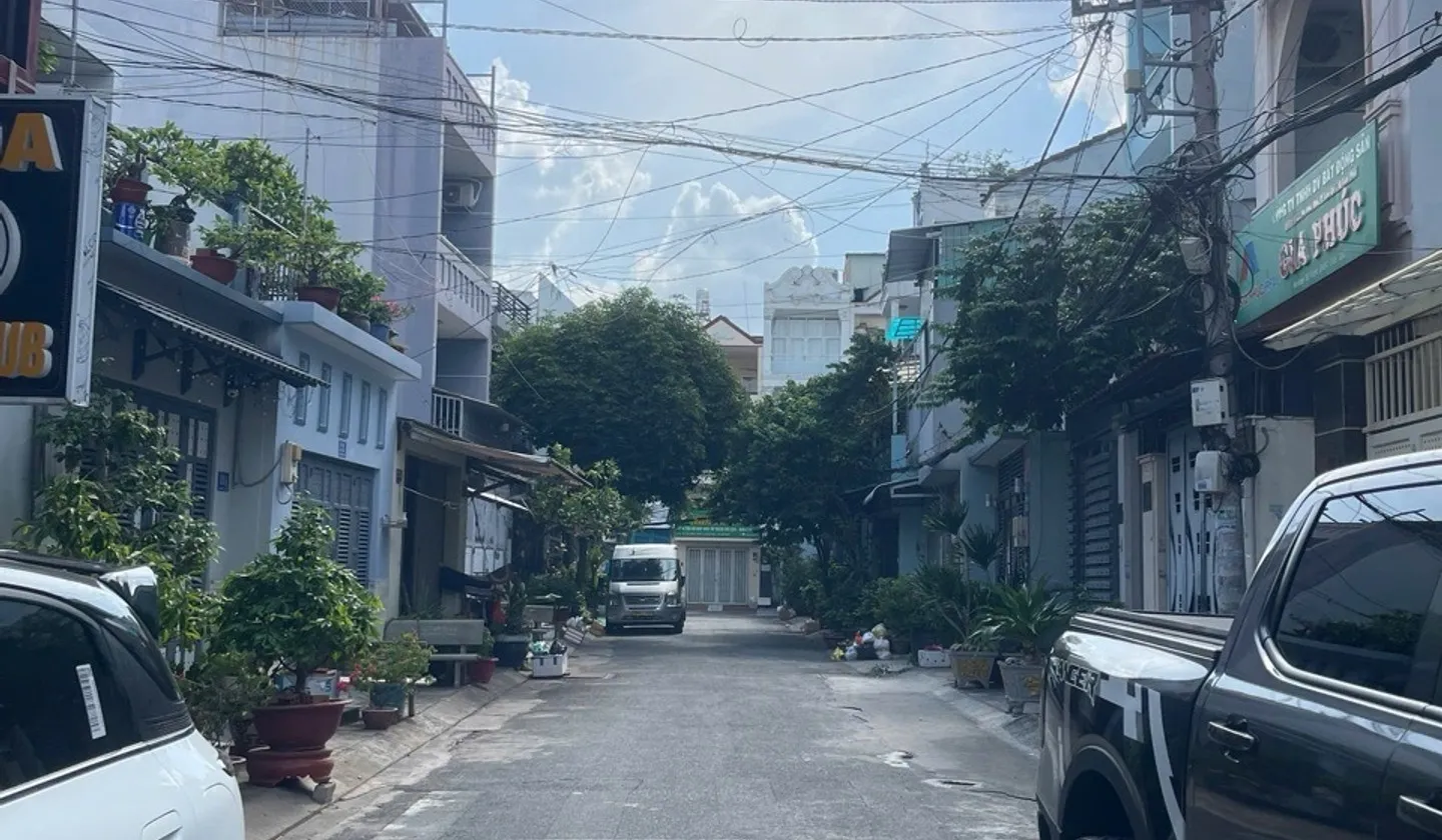 Bán nhà mặt phố diện tích lớn, vị trí kinh doanh tốt tại quận Tân Phú... Bán nhà mặt phố tại Phú Thọ Hòa, Hồ Chí Minh 01