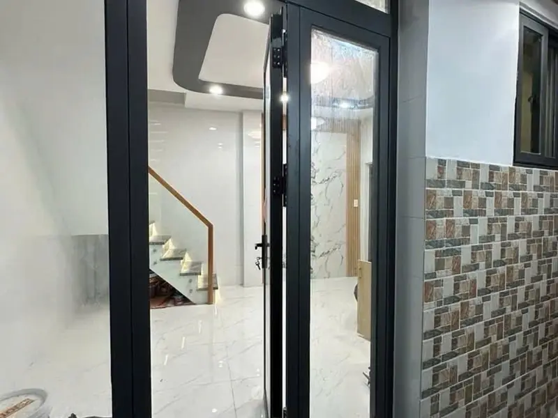 Nhà 3 tầng 2 phòng ngủ Quận 10, xe hơi vào nhà giá 4,4 tỷ... Bán nhà riêng tại Hòa Hưng, Hồ Chí Minh 01
