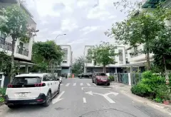 Chính chủ bán biệt thự Visip belhomes
DT 127m , 3 tầng , có dòng tiền
Giá chỉ 9,6 tỷ... Bán biệt thự, liền kề tại Từ Sơn, Bắc Ninh 05