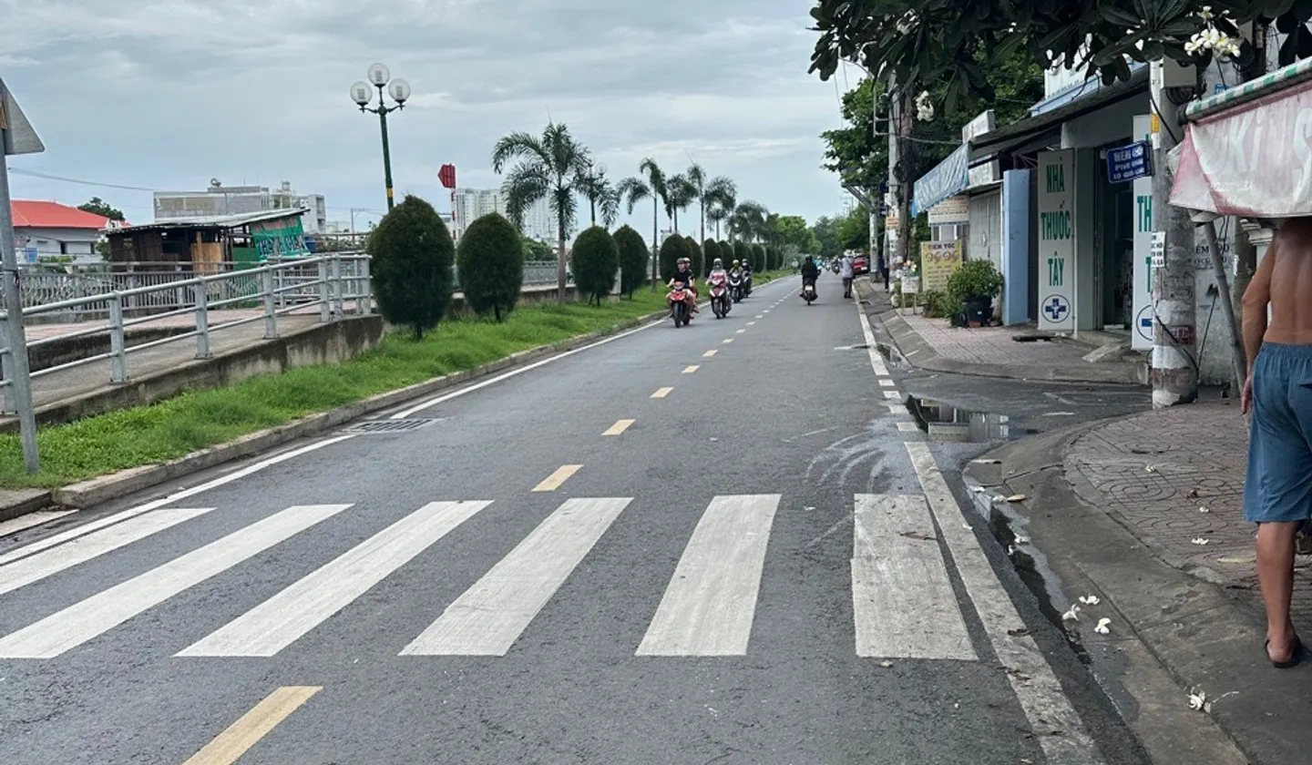 Nhà mặt phố - 105m² - Phú Định, Quận 8, TP Hồ Chí Minh - 6.7 tỷ... Bán nhà mặt phố tại Phú Định, Hồ Chí Minh 01
