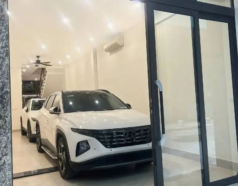 Bán nhà riêng 5 tầng diện tích thực 98m2 tại Ngô Gia Tự, gần phố Vũ Đức Thận, giá 28.6 tỷ... Bán nhà riêng tại Việt Hưng, Hà Nội 01