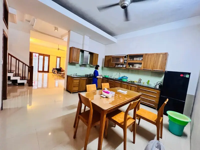 Bán nhà 4 tầng rộng 105m2 trên Võng Thị Tây Hồ giá tốt... Bán nhà riêng tại Tây Hồ, Hà Nội 01