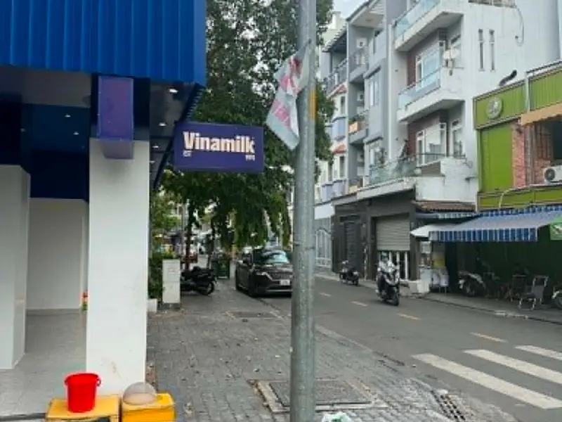 Bán nhà góc 2 mặt tiền kinh doanh sầm uất tại Quận 10, diện tích 76,6m²... Bán nhà mặt phố tại Hòa Hưng, Hồ Chí Minh 01