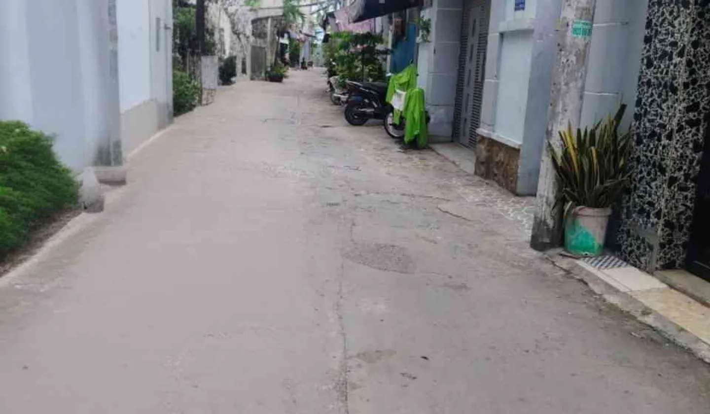 Nhà 2 tầng 4PN tại Phường Xóm Chiếu, Quận 4, giá nhỉnh 11,xtỷ... Bán nhà riêng tại Xóm Chiếu, Hồ Chí Minh 01