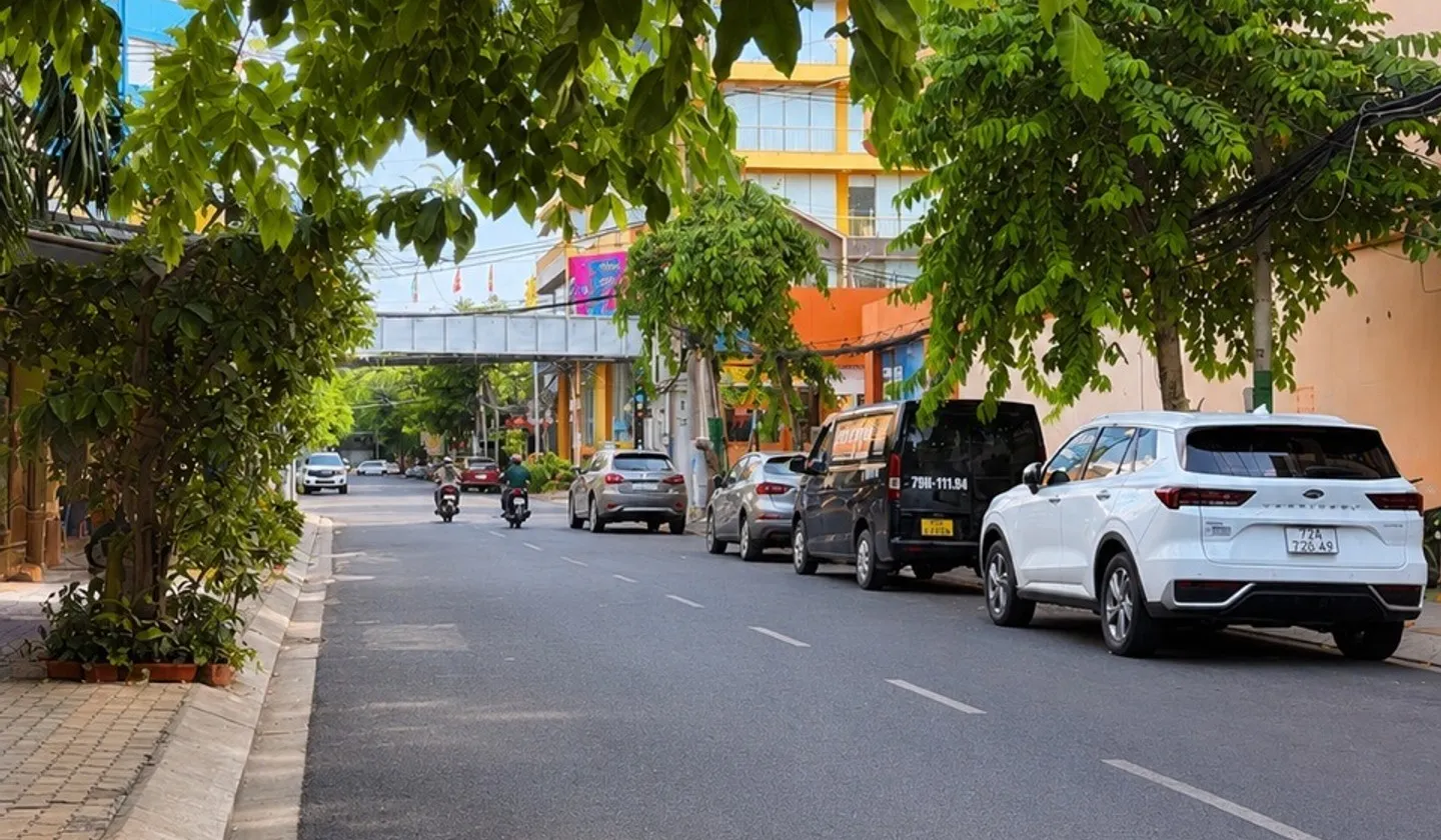 BIỆT THỰ NGUYỄN THỊ THẬP, P. TÂN HƯNG - 5 TẦNG - NGANG 8M... Bán nhà mặt phố tại Tân Hưng, Hồ Chí Minh 01