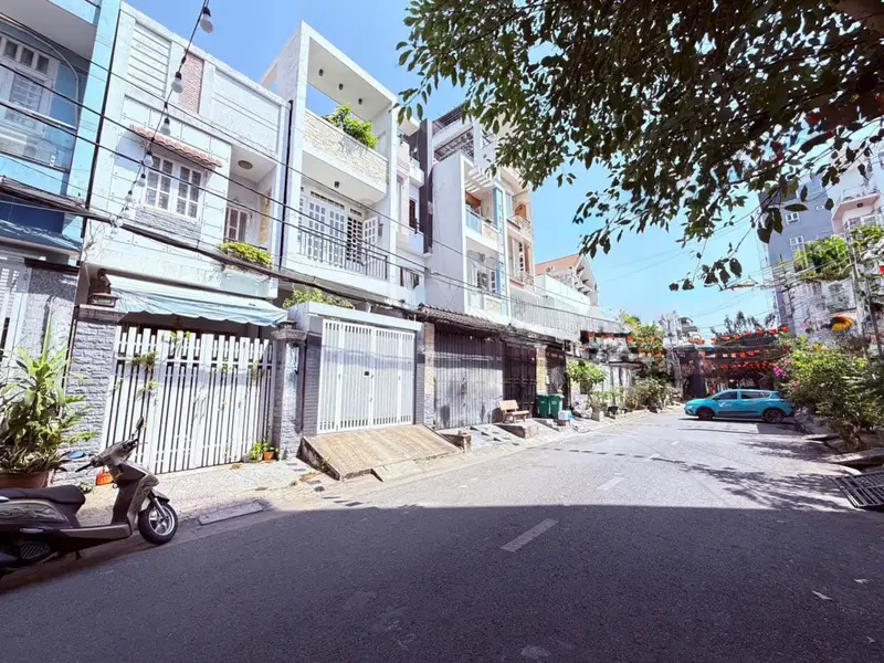 NHÀ 4 TẦNG - ĐƯỜNG XE TẢI TRÁNH - CẠNH LÂM VĂN BỀN Q7 - 39M2 - NHỈNH 9 Đ... Bán nhà mặt phố tại Tân Thuận, Hồ Chí Minh 01