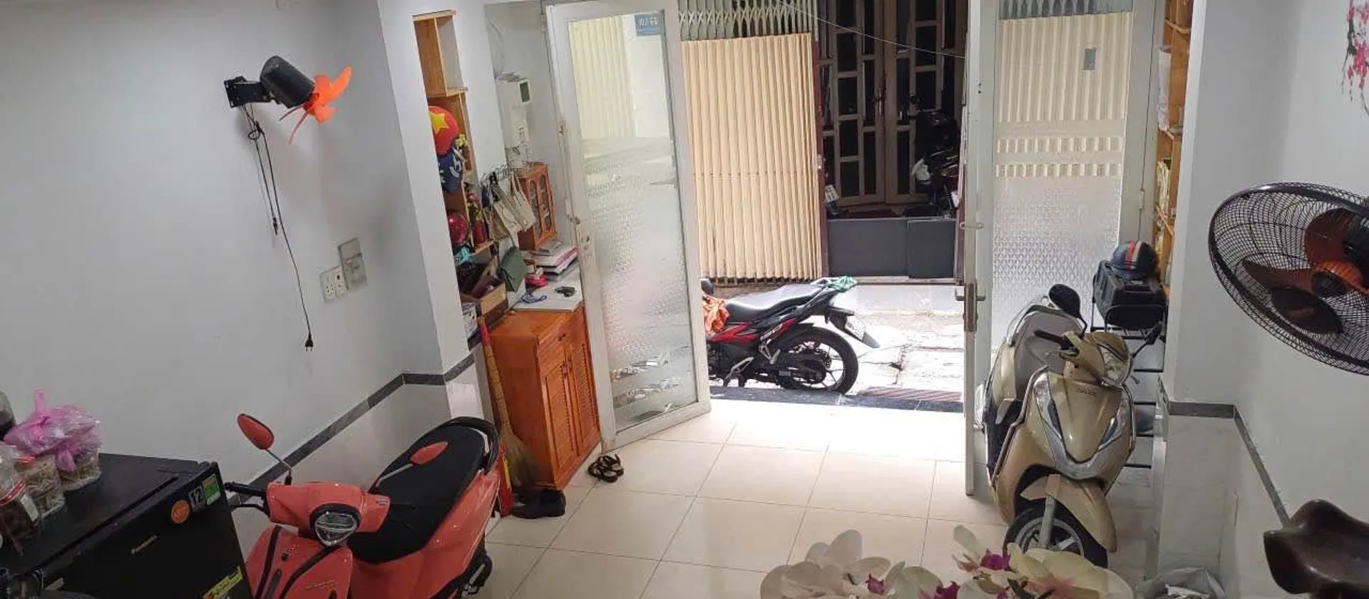 Bán nhà 5 tầng 22m2 tại Tân Bình giá 4.8 tỷ... Bán nhà riêng tại Bảy Hiền, Hồ Chí Minh 01