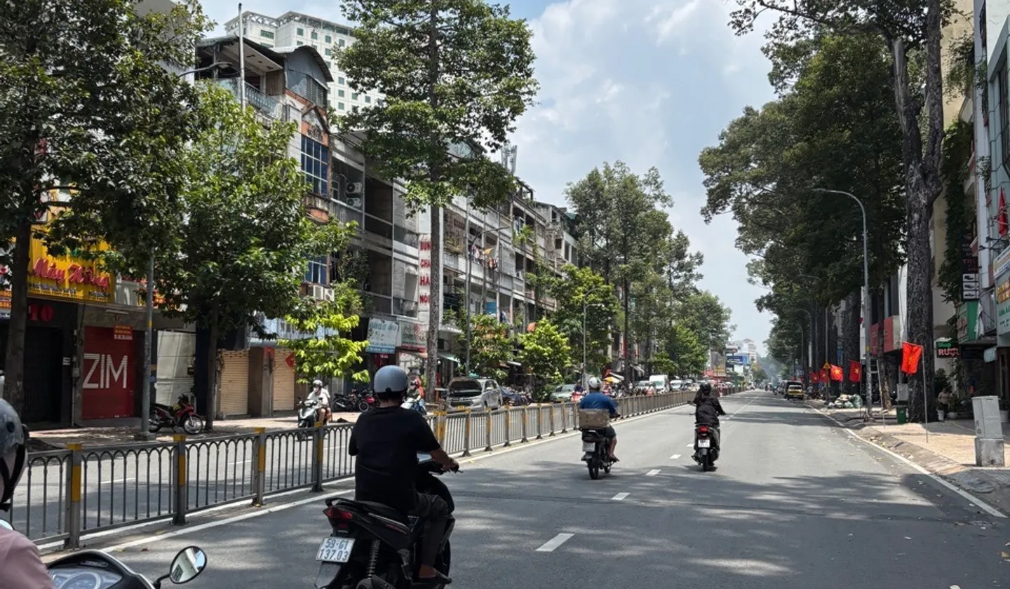 Bán nhà mặt phố Trần Phú Quận 5, 4 tầng, kinh doanh thuận tiện... Bán nhà mặt phố tại An Đông, Hồ Chí Minh 01