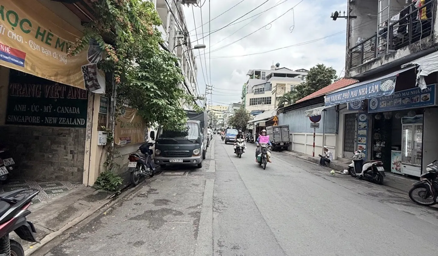 Bán nhà mặt phố 5 tầng, diện tích 167m2 tại Tân Sơn Nhất... Bán nhà mặt phố tại Tân Sơn Nhất, Hồ Chí Minh 01