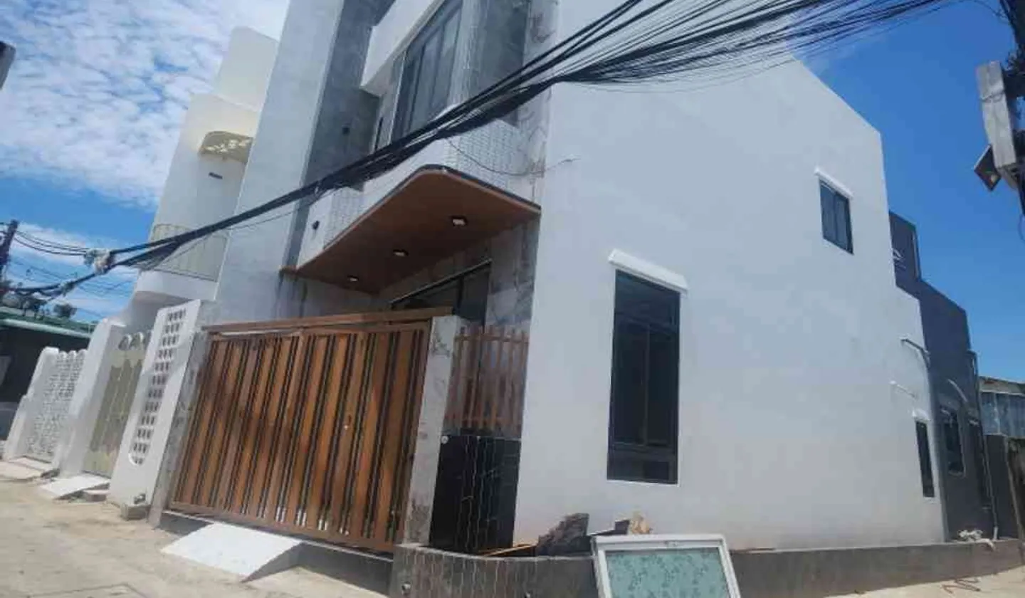 🔥 CỰC HIẾM – NHÀ 3 TẦNG CĂN GÓC 2 MẶT KIỆT Ô TÔ – HOÀNG VĂN THÁI 🔥... Bán nhà riêng tại Hòa Khánh, Đà Nẵng 01
