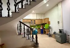 Bán nhà mặt phố Vũ Tông Phan, 5 tầng, 6 phòng ngủ, diện tích 77m2, giá 42 tỷ... Bán nhà mặt phố tại Khương Đình, Hà Nội 02