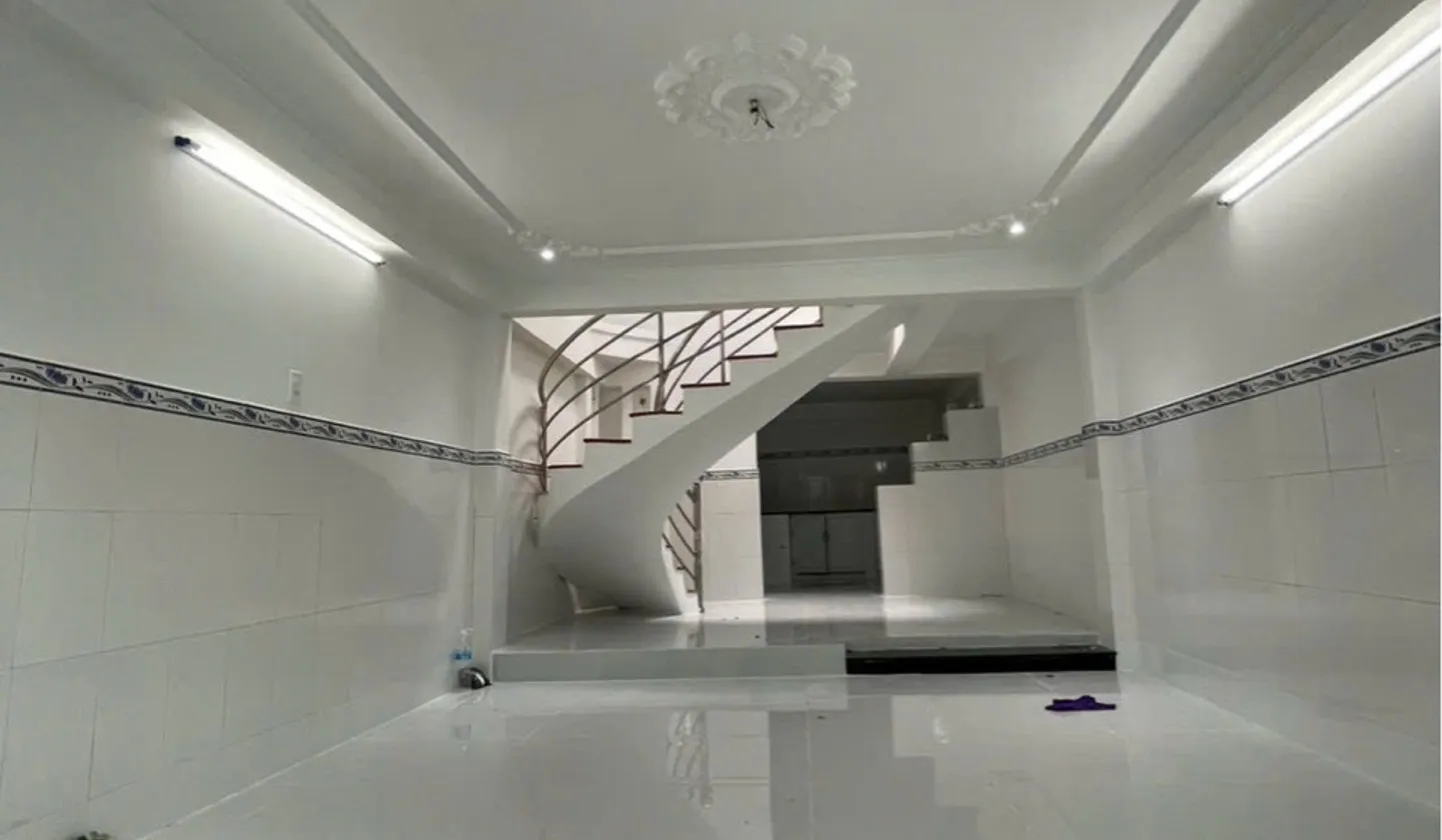 Nhà xinh 2PN, hẻm yên tĩnh khu Bình Tân, tiện đi lại... Bán nhà riêng tại An Lạc, Hồ Chí Minh 01