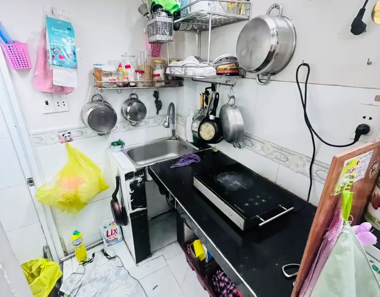 Nhà đẹp nội thất đẹp giá chỉ nhỉnh hơn 1.9tỷ... Bán nhà riêng tại Phú Định, Hồ Chí Minh 01