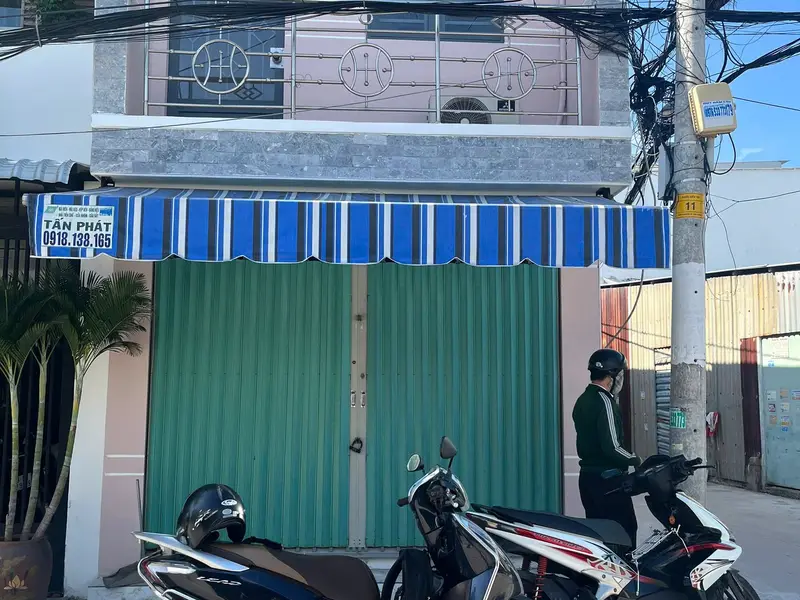 Lô Góc 2 Mặt Tiền, Xe Tải Tới Nhà, KDC hiện hữu không quy hoạch - 2.05 Tỷ... Bán nhà riêng tại Nhà Bè, Hồ Chí Minh 01