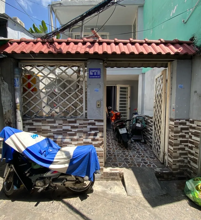 Nhà 2 Tầng Đẹp Trung Tâm Quận 10, Giá Hợp Lý... Bán nhà riêng tại Hòa Hưng, Hồ Chí Minh 01