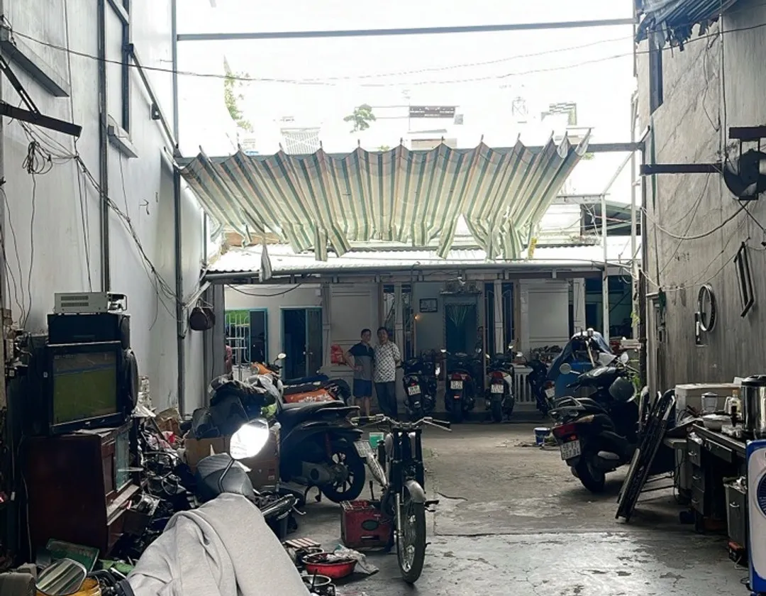Bán nhà mặt phố 1 tầng rộng 89.9m² tại phường gần Lê Thúc Hoạch... Bán nhà mặt phố tại Phú Thọ Hòa, Hồ Chí Minh 01