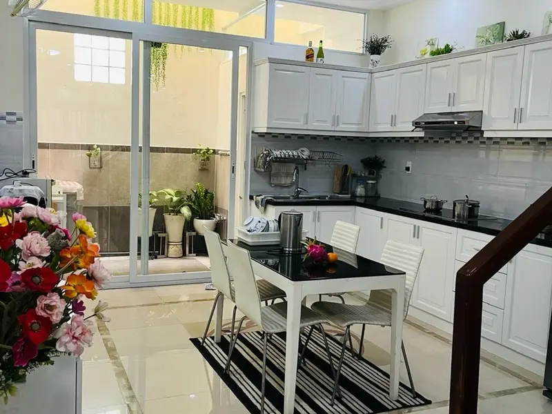 Nhà sang, hiện đại giữa lòng Đức Nhuận, gần sân bay... Bán nhà riêng tại Đức Nhuận, Hồ Chí Minh 01