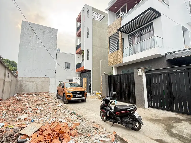 Lô góc hẻm xe hơi ngay chợ - Bệnh viện Thủ Đức !... Bán đất tại Tam Bình, Hồ Chí Minh 01