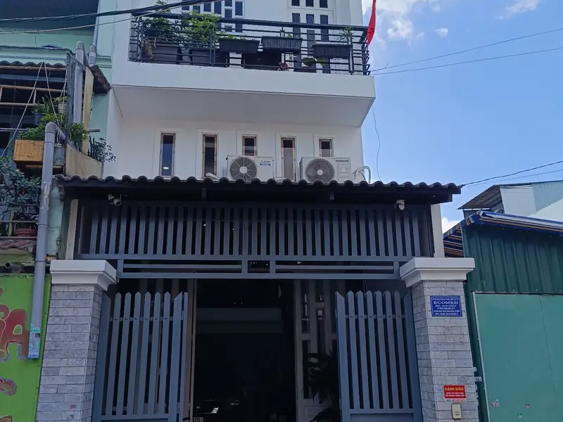 Nhà phố trung tâm Phạm Hùng giá tốt, sổ sẵn, lên nhanh... Bán nhà riêng tại Bình Hưng, Hồ Chí Minh 01