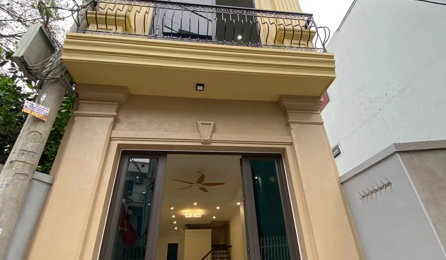 Nhà 5 tầng diện tích 43.8m2 gần Nhật Tân, ngõ ô tô cách vài bước... Bán nhà riêng tại Phúc Thịnh, Hà Nội 01