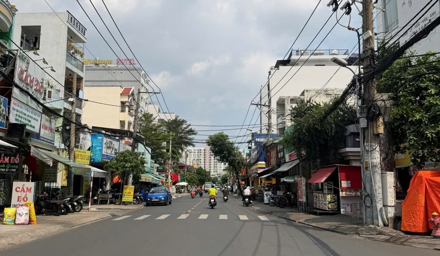 Nhà mặt phố 3 tầng lô góc tại Tân Phú giá 13.5 tỷ... Bán nhà mặt phố tại Phú Thạnh, Hồ Chí Minh 01