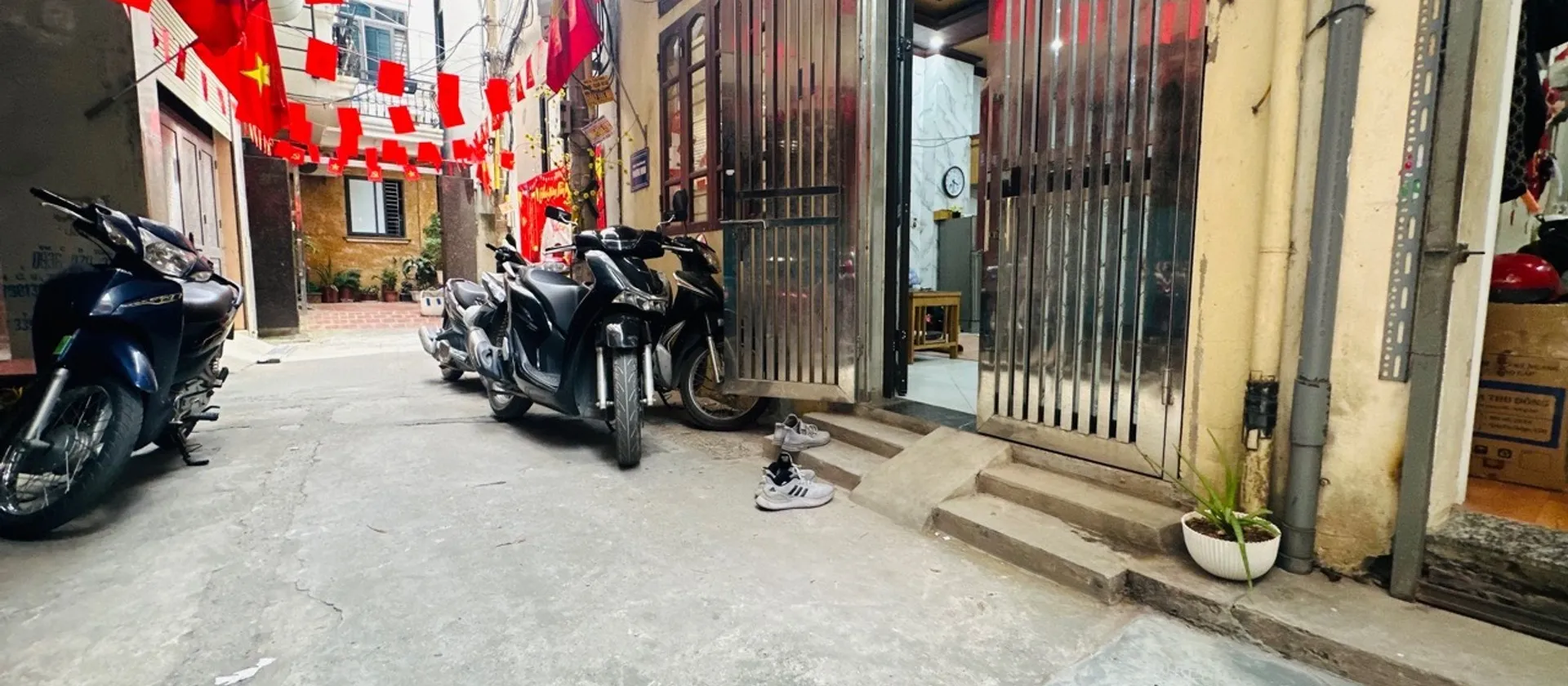 Bán nhà 4 tầng thiết kế hiện đại gần Đại học Thành Đô tại Vạn Xuân... Bán nhà riêng tại Hoài Đức, Hà Nội 01