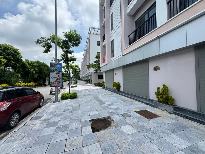 Shophouse sầm uất giá hấp dẫn ngay trung tâm Phố Nối... Bán nhà mặt phố tại Nguyễn Văn Linh, Hưng Yên 01
