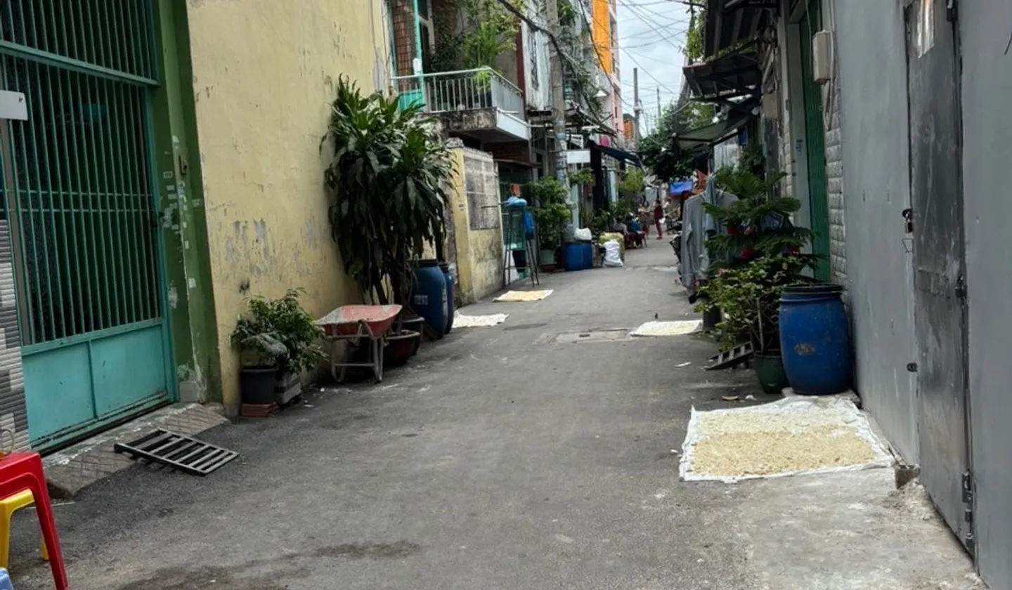 Cơ hội sở hữu nhà 2 tầng hiếm hoi tại Bình Tân giá chỉ 5,8 tỷ... Bán nhà riêng tại Bình Trị Đông, Hồ Chí Minh 01