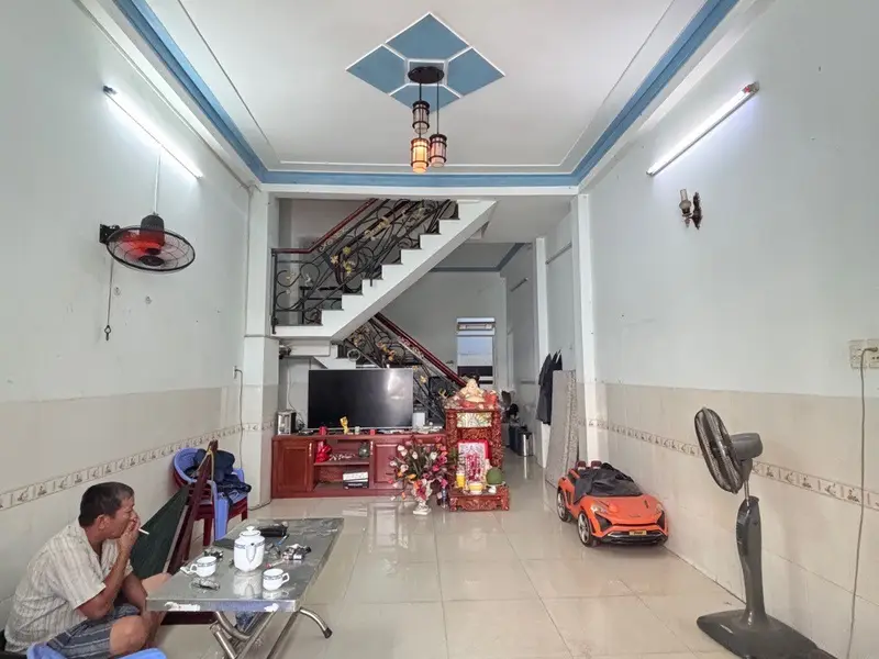 Bán nhà riêng 3 tầng tại phường Bình Hưng Hòa, Hồ Chí Minh, 4 phòng ngủ, pháp lý rõ ràng... Bán nhà riêng tại Bình Hưng Hòa, Hồ Chí Minh 01