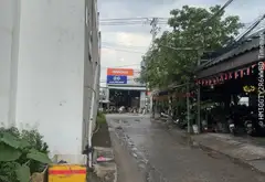 Nhà mặt tiền đẳng cấp với thang máy và gara ô tô tại khu vực sầm uất... Bán nhà riêng tại Thới An, Hồ Chí Minh 03