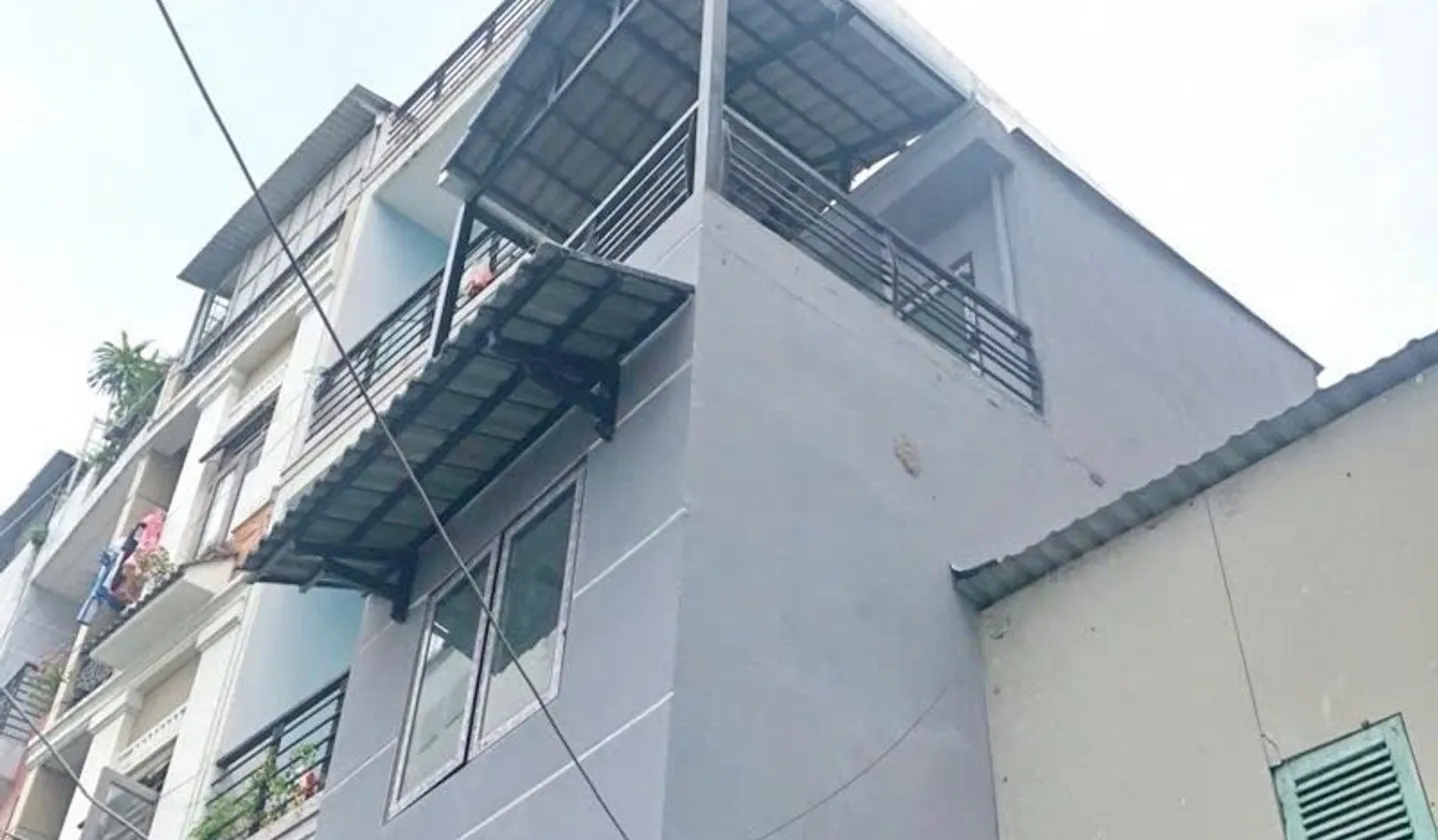 Nhà SHR Hẻm Xe Hơi _ Gần Khu Chế Xuất Tân Thuận _ 4 Tầng _ 3 Tỷ Nhích... Bán nhà riêng tại Tân Thuận, Hồ Chí Minh 01