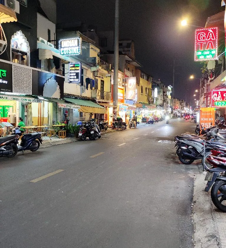Nhà mặt phố Nguyễn Thượng Hiền, Quận 3: Cơ hội vàng giá chỉ 5 tỷ... Bán nhà mặt phố tại Bàn Cờ, Hồ Chí Minh 01