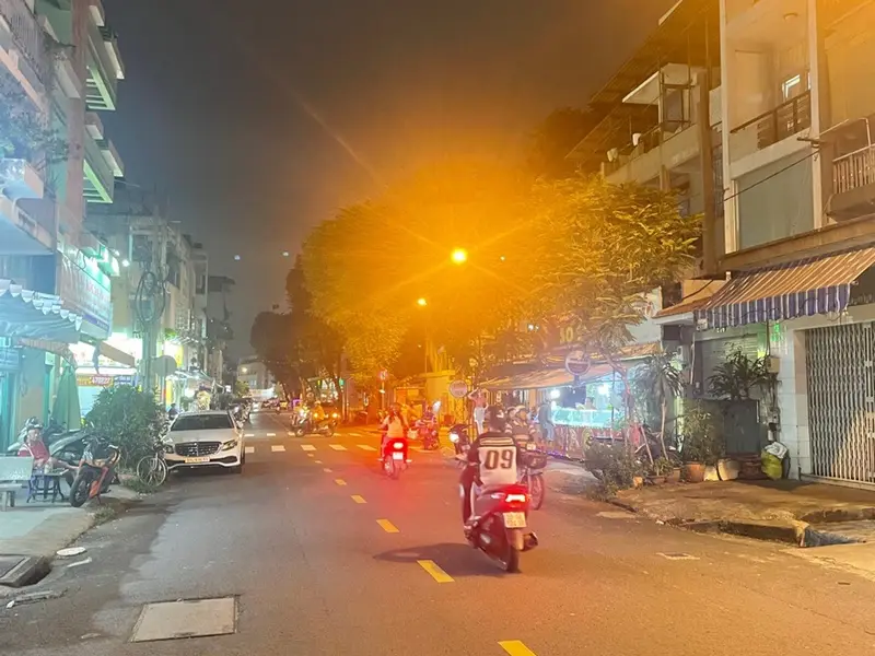 Nhà mặt phố quận 10 siêu hiếm, tiện kinh doanh đỉnh cao... Bán nhà mặt phố tại Diên Hồng, Hồ Chí Minh 01