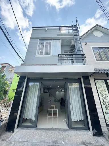 🏠SIÊU PHẨM NHÀ MỚI ĐẸP 2 TẦNG TRƯƠNG PHƯỚC PHAN - NGANG HIẾM 4,5X 12,5M - HẺM XE HƠI THÔNG 👉 4TỶ... Bán nhà riêng tại Bình Trị Đông, Hồ Chí Minh 01