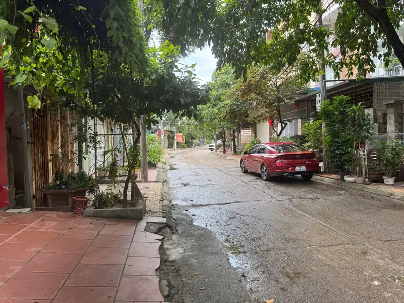 Bán nhà 4 tầng diện tích 126m² tại KĐT Đồng Xép, giá 5,4 tỷ đồng... Bán nhà riêng tại Tiên Du, Bắc Ninh 01