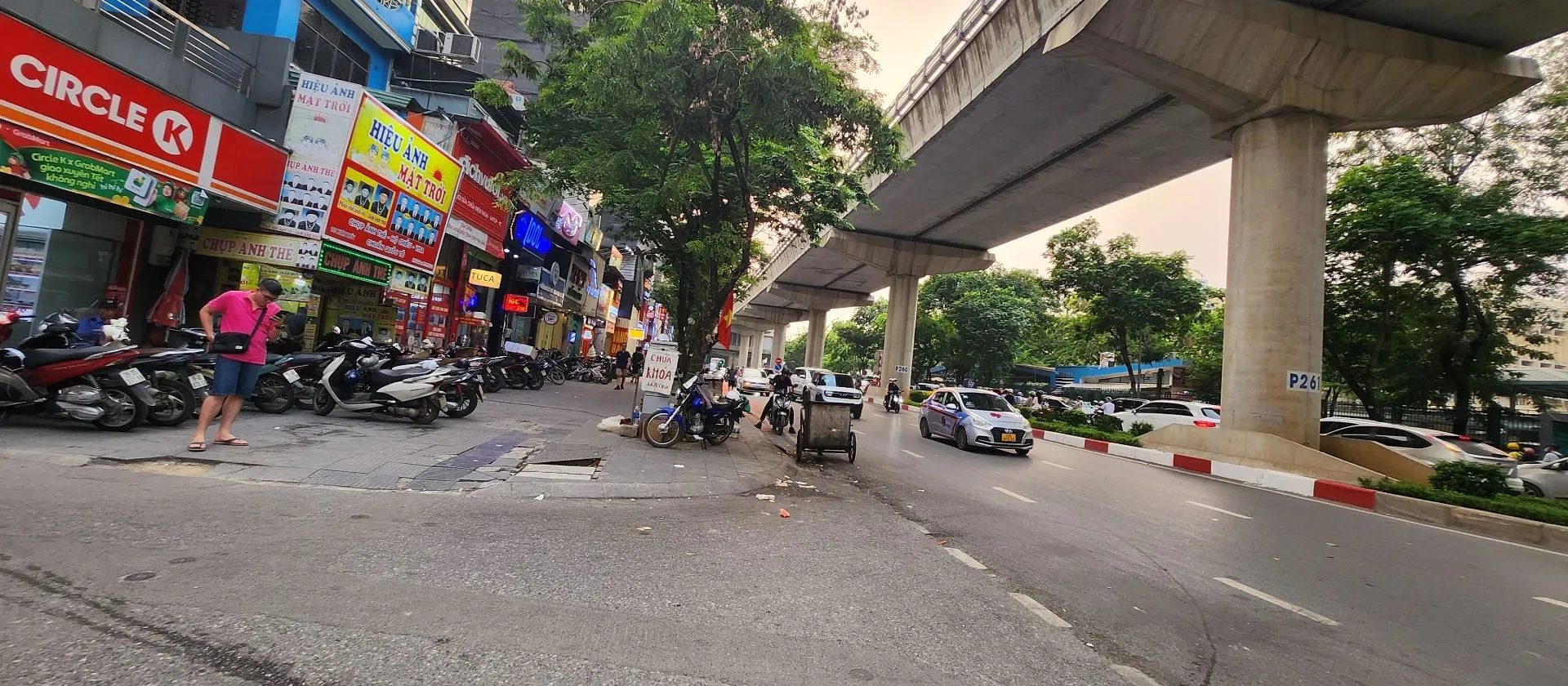 Nhà riêng 5 tầng tại khu vực Xuân Thủy với vị trí đắc địa và tiện ích đa dạng... Bán nhà riêng tại Cầu Giấy, Hà Nội 01