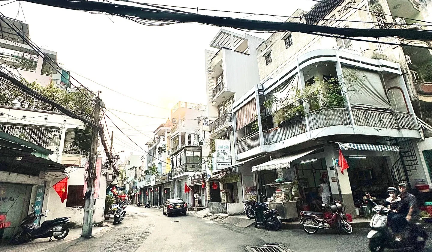 Nhà mặt phố Tân Hòa giá hời, siêu tiện nghi... Bán nhà mặt phố tại Tân Hòa, Hồ Chí Minh 01