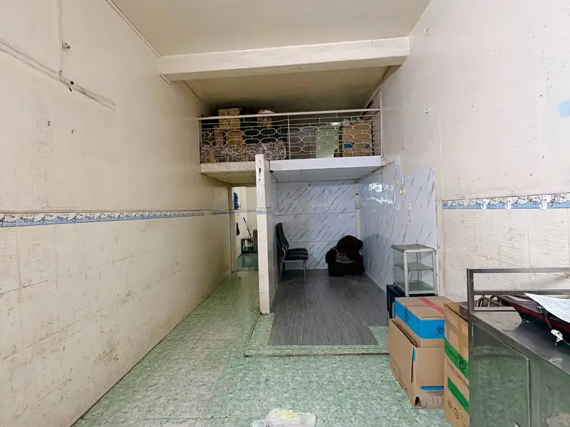 Nhà mặt phố 2 tầng rộng 55.6 m² tại Quận 4 giá 8.5 tỷ đồng... Bán nhà mặt phố tại Khánh Hội, Hồ Chí Minh 01