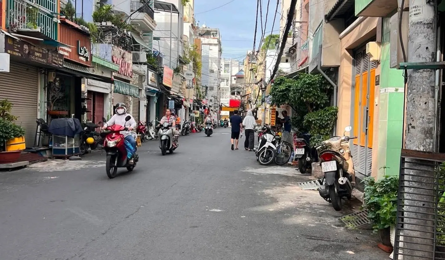 Nhà 5 Tầng Mặt Phố Cô Giang - Kinh Doanh Thăng Hoa, Giá Tốt... Bán nhà mặt phố tại Cầu Kiệu, Hồ Chí Minh 01