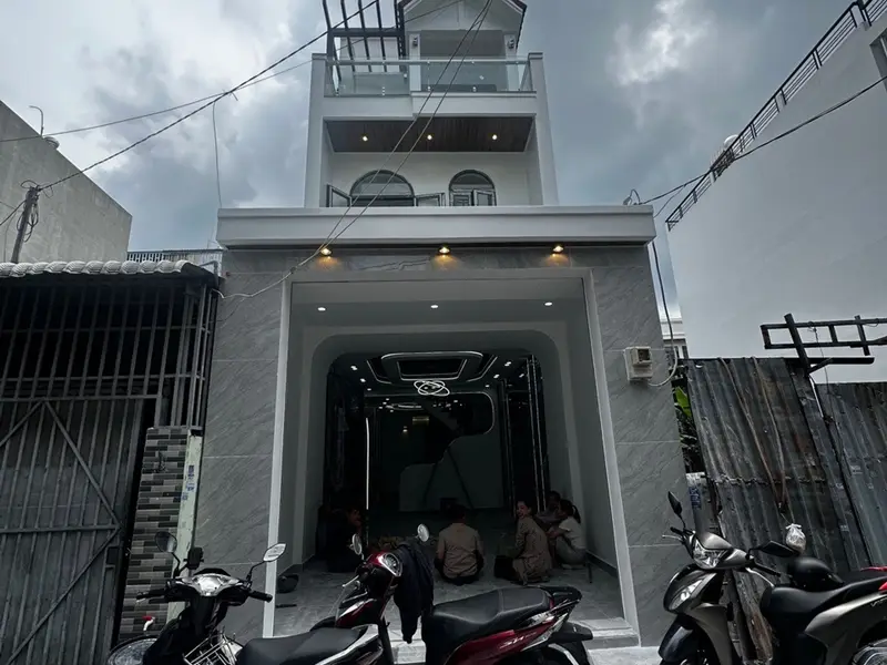 🔥 LÂM THỊ HỐ | 68M2 | 3 TẦNG | HẺM 6M | Ô TÔ ĐỖ NHÀ | 5.68 TỶ... Bán nhà riêng tại Trung Mỹ Tây, Hồ Chí Minh 01